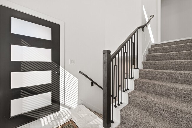 Building Photo - 21163 Medina River Dr