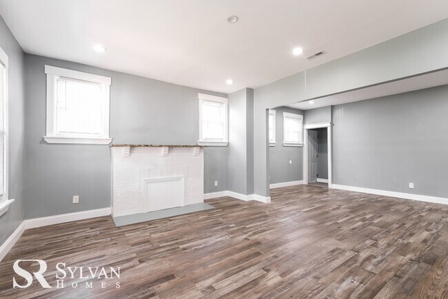 Foto del edificio - Come view this adorable home