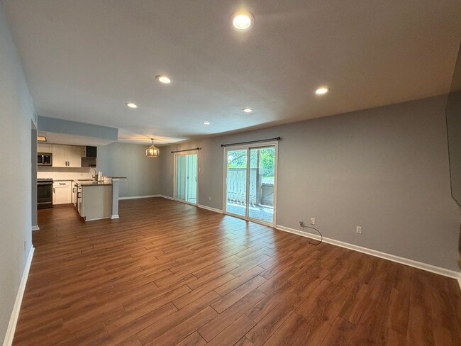 Building Photo - 5005 Georgi Ln