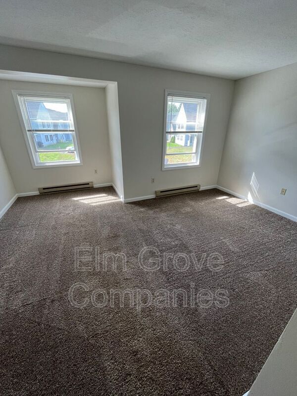 Foto del edificio - 31 Indian Brook Cir