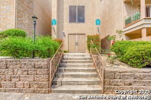 Building Photo - 4119 Medical Dr