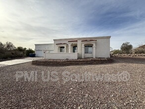 Building Photo - 3443 Sunbonnet Dr