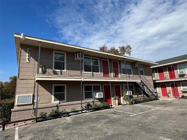 Building Photo - 3111 Arbor St