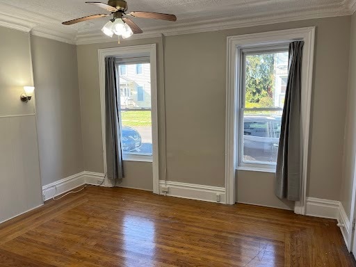 Building Photo - 1422 5th Ave