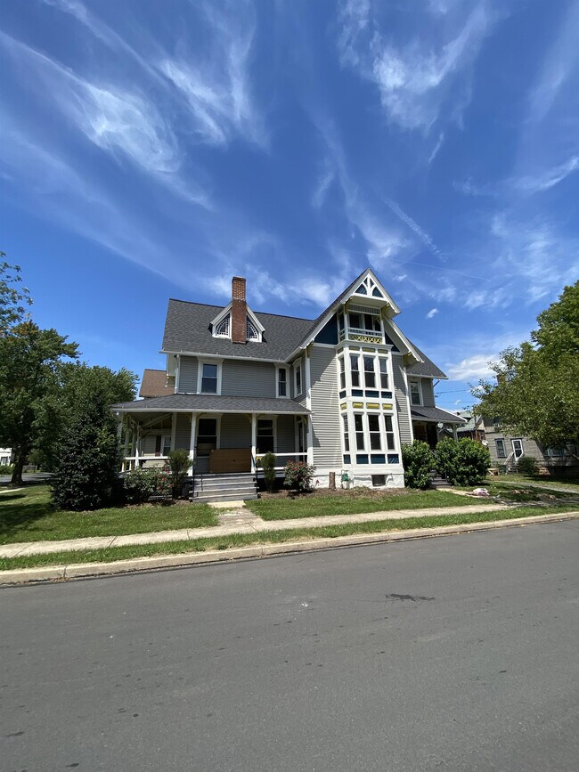 Foto del edificio - 638 7th Ave