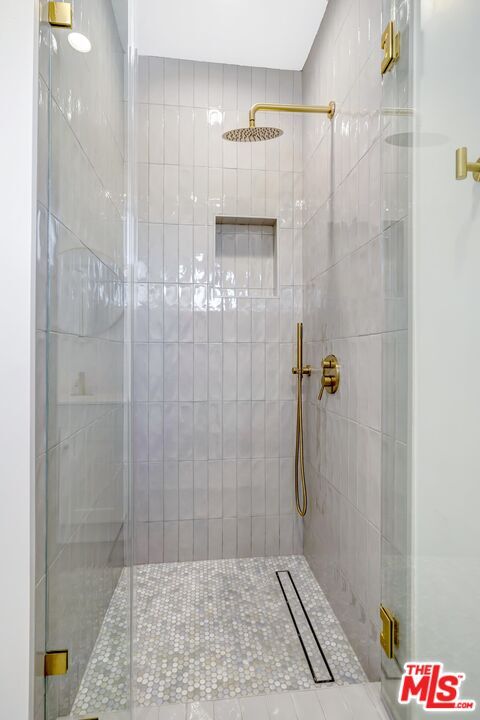 Foto del edificio - 6633 1/2 Belmar Ave-