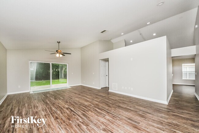 Building Photo - 11405 Kenley Cir