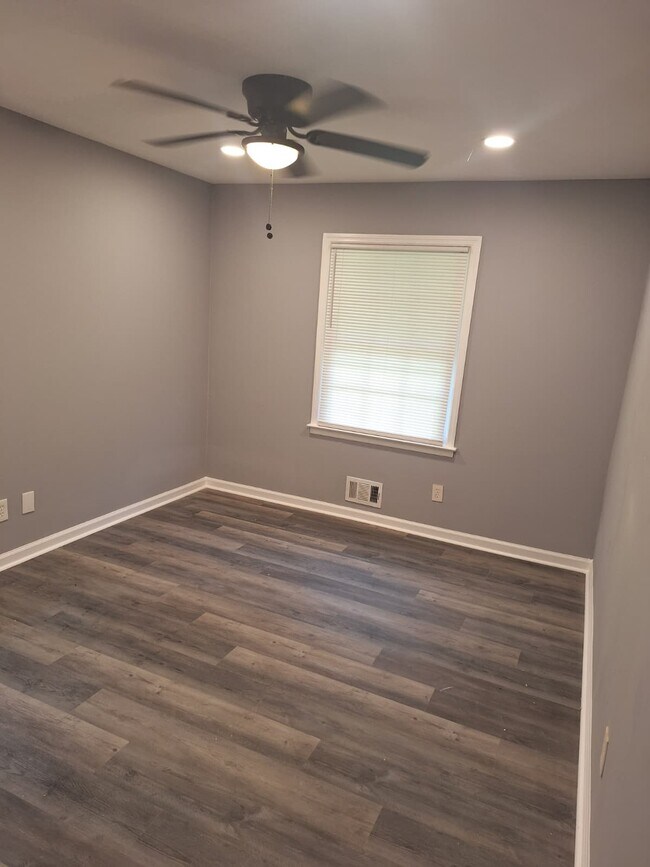 Foto del edificio - 2642 Harmony Way