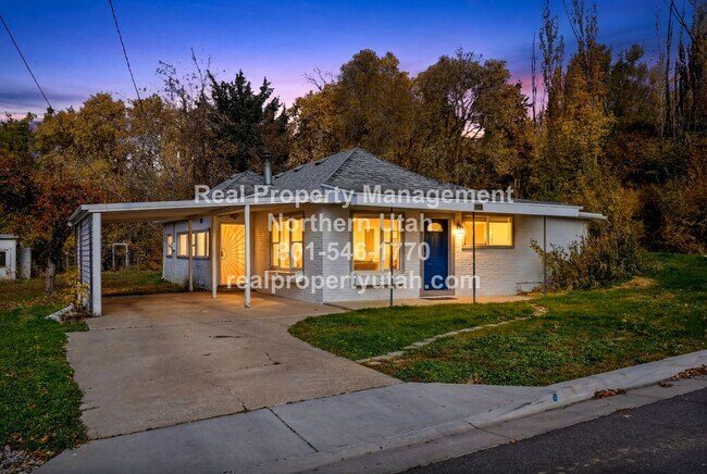 Foto del edificio - 662 4th St S