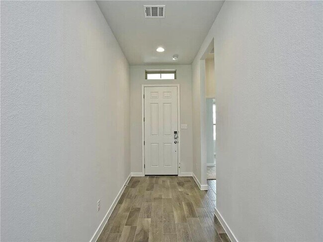 Building Photo - 129 San Domenico Cv