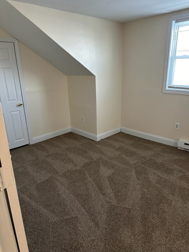 Foto del edificio - 175 Millbury St