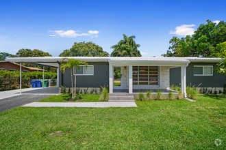 Building Photo - 13721 N Miami Ave