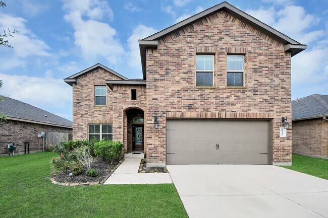 Building Photo - 18319 Pin Oak Lake Dr