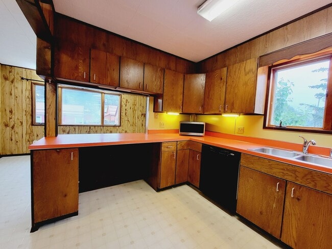 Building Photo - 093