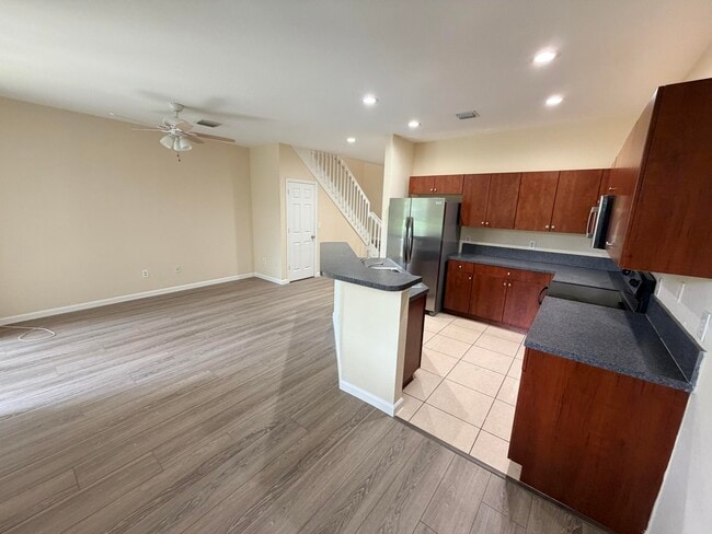Building Photo - 969 Tortuga Dr
