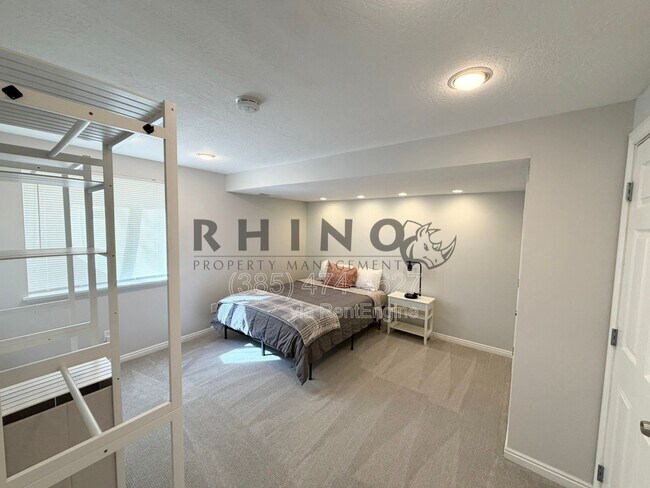 Foto del edificio - 268 Steep Mountain Dr