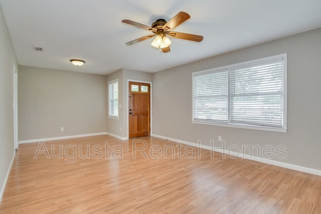 Building Photo - 3327 Westcliffe Ct