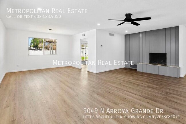Building Photo - 9049 N Arroya Grande Dr
