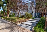 Foto principal - 346 S Los Robles Ave
