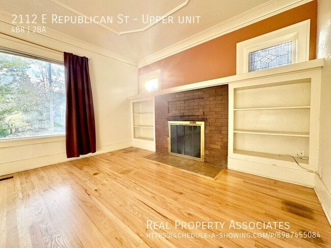 Building Photo - 2112 E Republican St