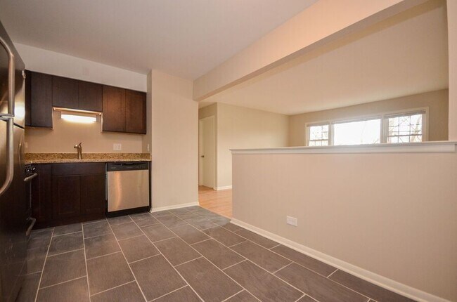 Foto del edificio - 25 N Maple Ct