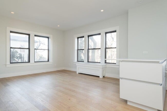 Photo - 123 Highland Ave Apartment