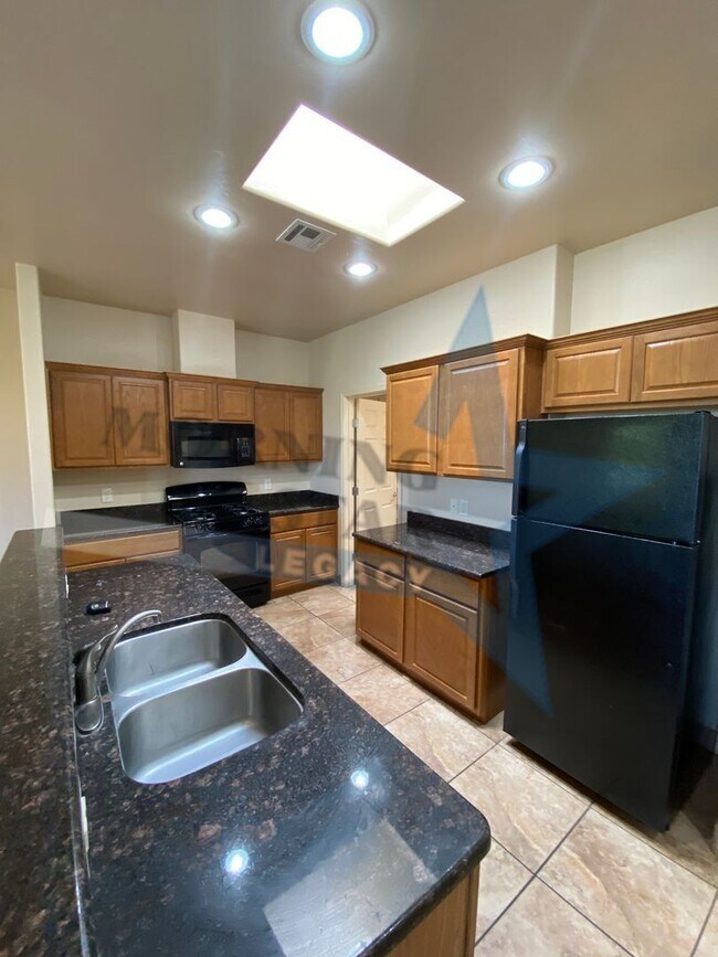 Foto del edificio - 3 bedroom in the Pueblos at Alameda