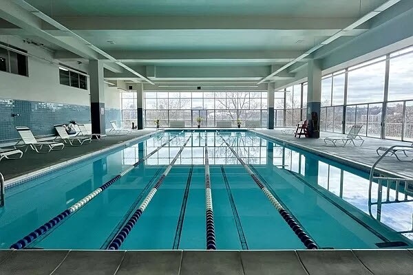 Foto del edificio - Winston Churchill