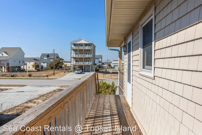 Building Photo - 5 br, 3 bath House - 1916 N New River Dr