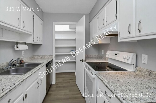 Foto del edificio - 331 W Main St