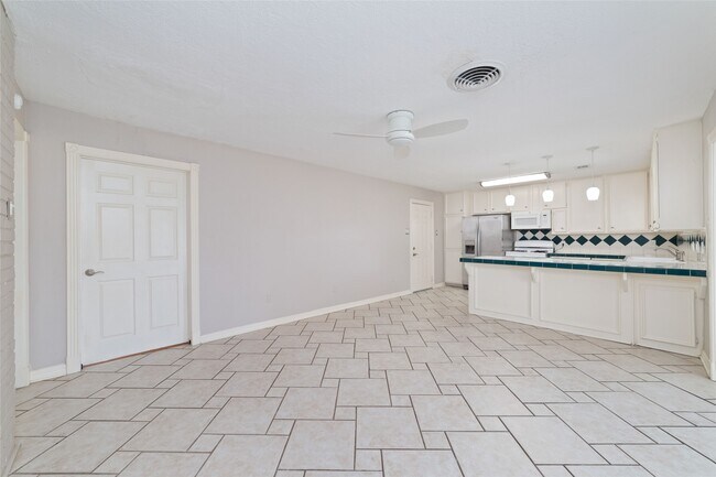 Foto del edificio - 4118 Donna Lynn Dr