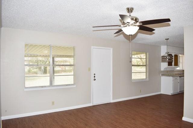 Building Photo - 6624 Vega Dr