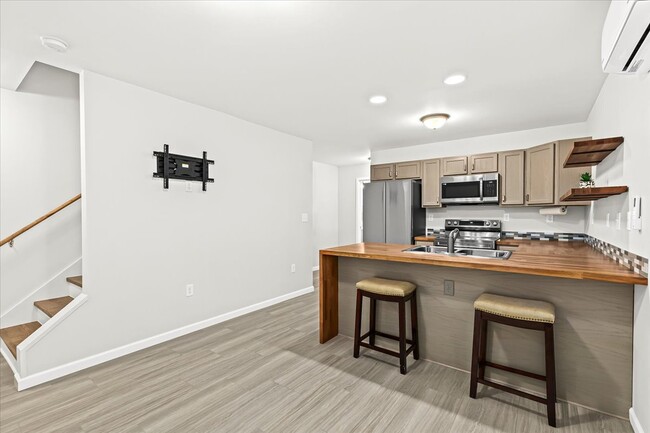Cocina - 5640 Trailer Park Dr