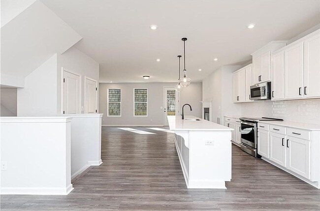 Foto del edificio - Beautiful Grant Park Townhome Directly on the Atlanta BeltLine w/ City Views!