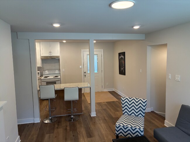 Foto del edificio - 2244 Gary Ct NW