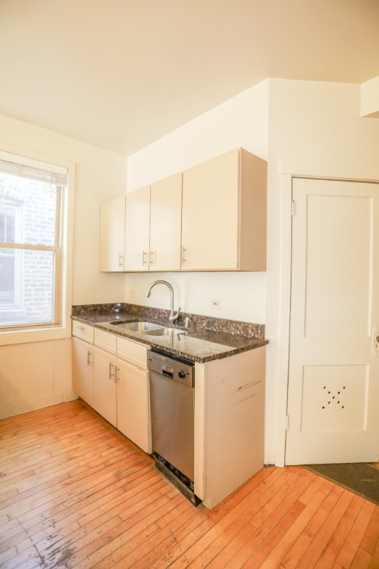 Building Photo - 2315 W School Dr