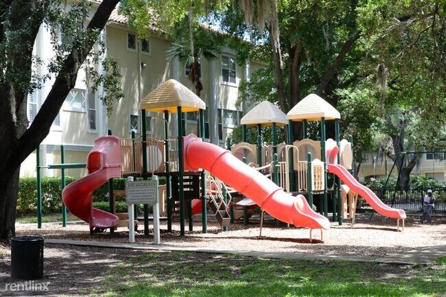 Building Photo - 2 br, 2 bath Townhome - 3009 Legacy Villas Dr