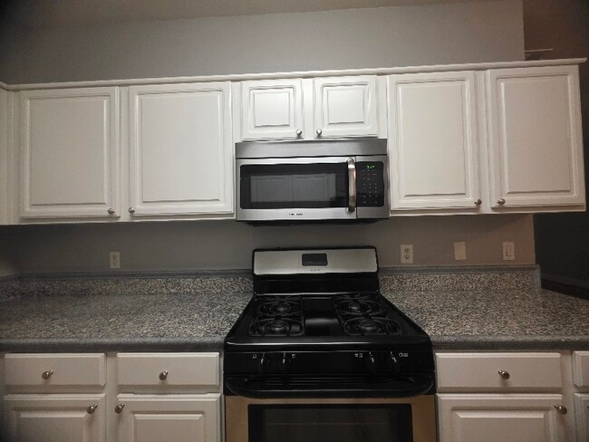 Building Photo - 5250 S Rainbow Blvd