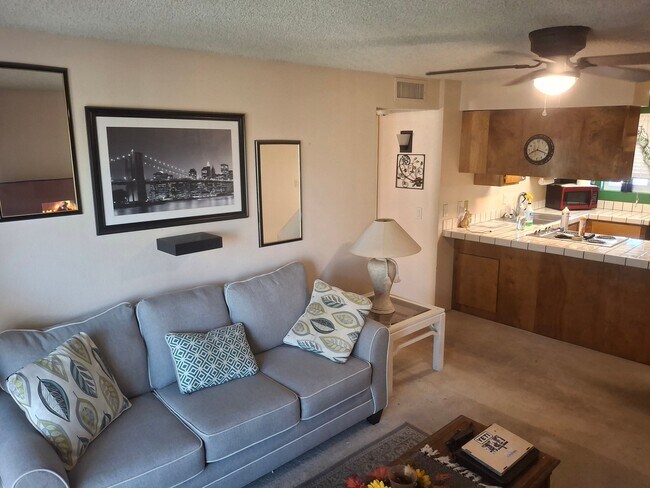 Foto del edificio - 276 Lake Havasu Ave