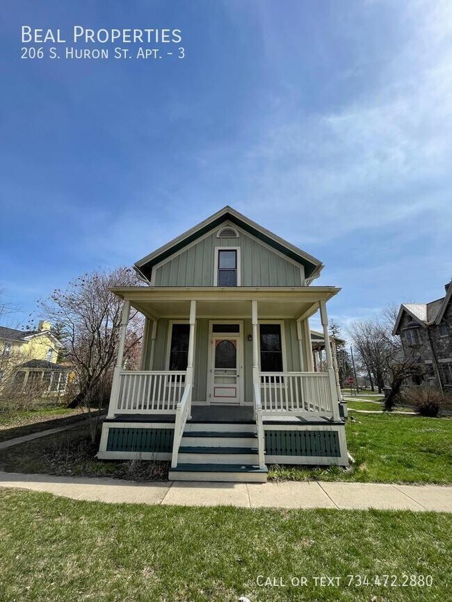 Foto del edificio - 206 S Huron St