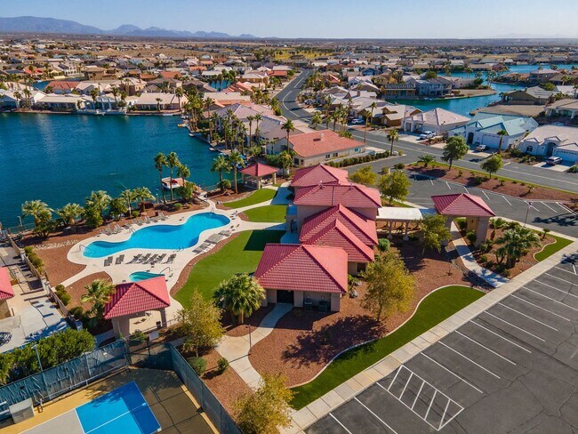 Foto del edificio - 6129 Lago Grande Dr