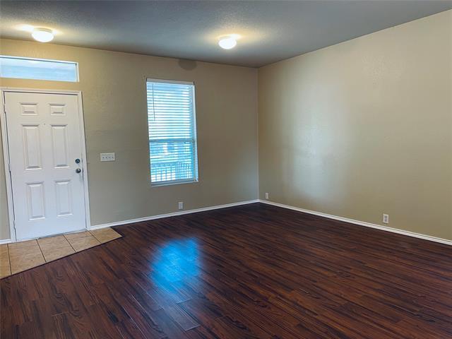 Building Photo - 2641 Tilden Dr