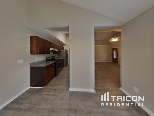Foto del edificio - 1323 May Oak Cir