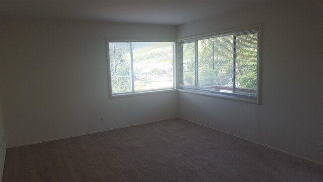 Building Photo - 39 Roque Moraes Dr