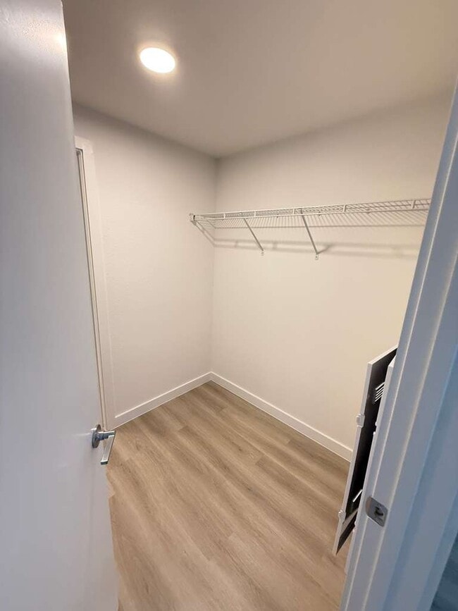 Foto del edificio - 3734 NW 12th St