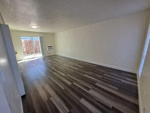 Building Photo - 145 Del Rey Ct