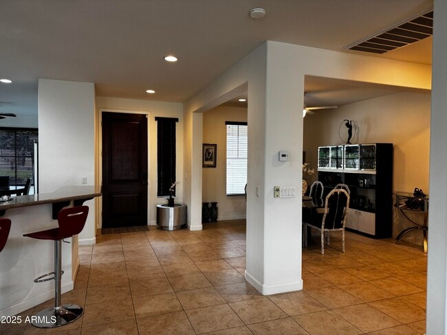 Foto del edificio - 2572 N 165th Dr