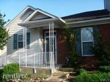 Foto principal - 2 br, 2 bath Townhome - 41 Signet Dr