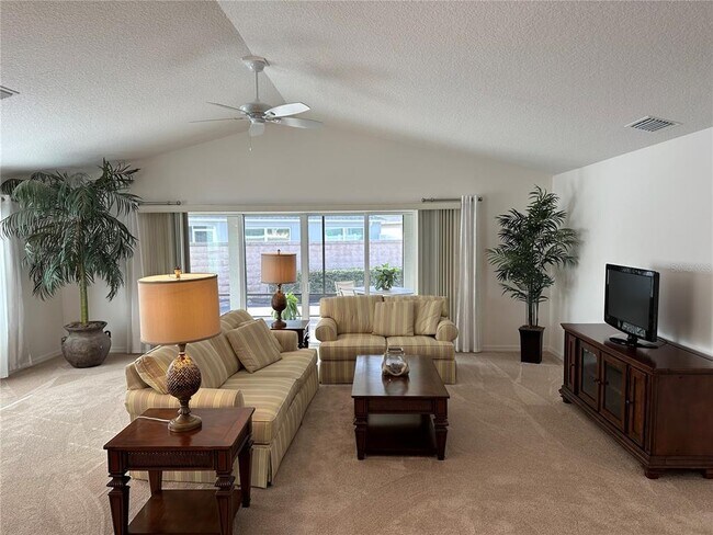 Foto del edificio - 3474 Leelanau Ct