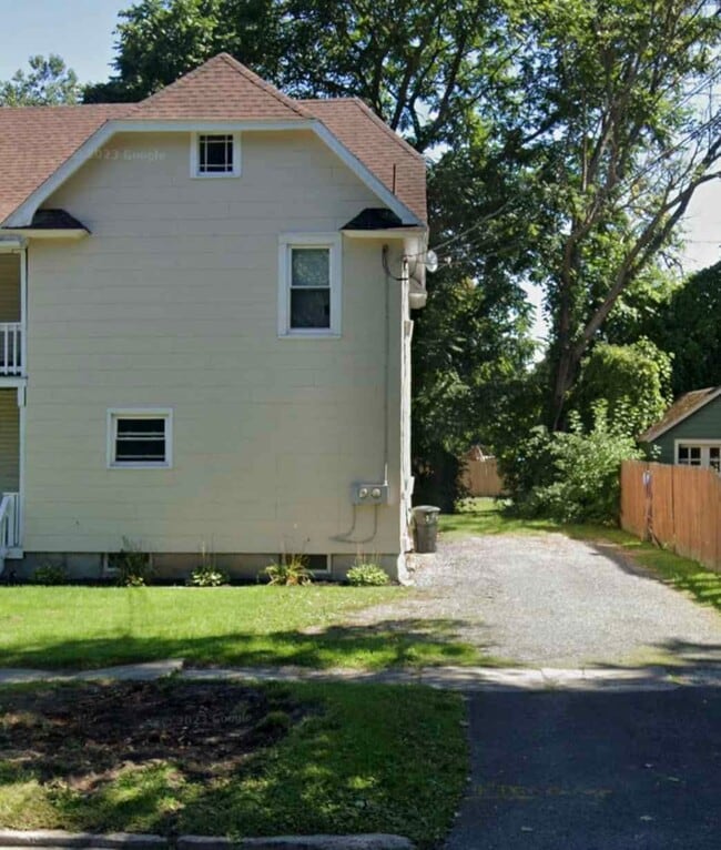 Building Photo - 160 E Genesee St